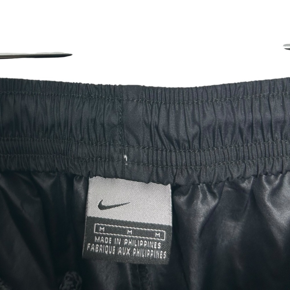Nike Vintage Black Spell Out Zipper Bottom Windbreaker Track Pants Size Medium - Picture 3 of 7